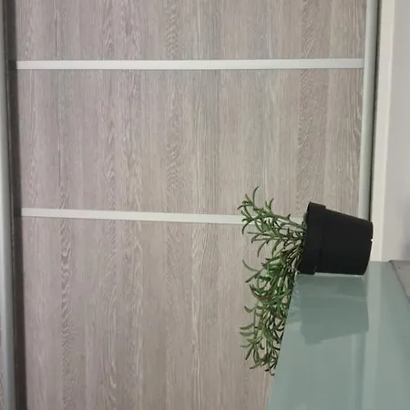 Maria Grey Apartment Vir
